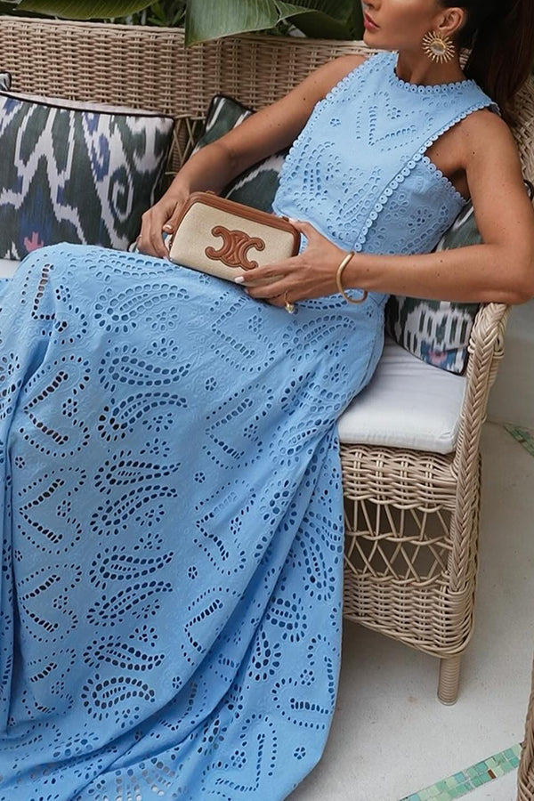 Monica Secrets | Embroidered Top & High-Waist Maxi Skirt Set