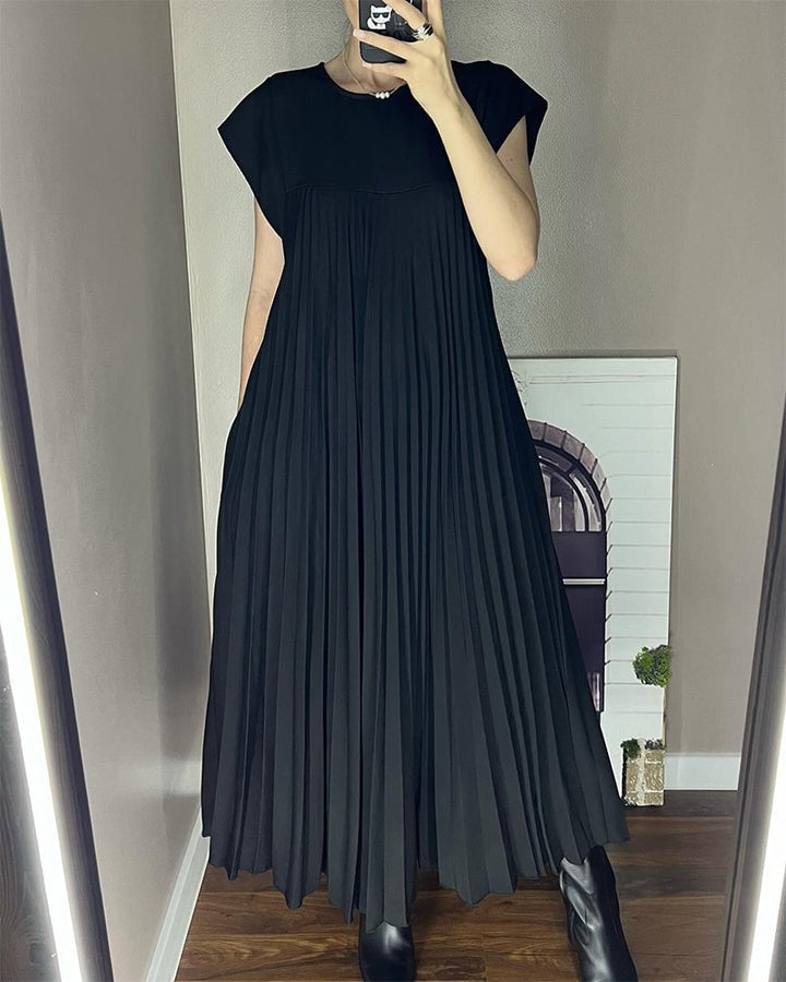 Mireille | Pleated Maxi Dress