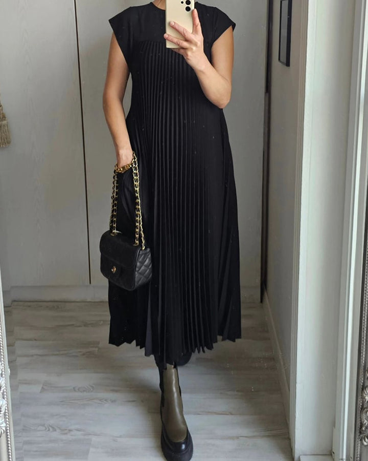 Mireille | Pleated Maxi Dress