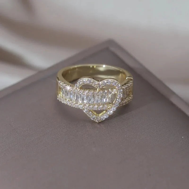 14k Lovers Loop Diamond Heart Ring
