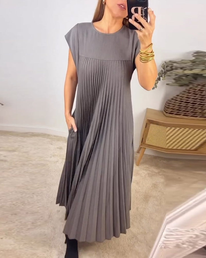 Elowen | Pleated Maxi Dress