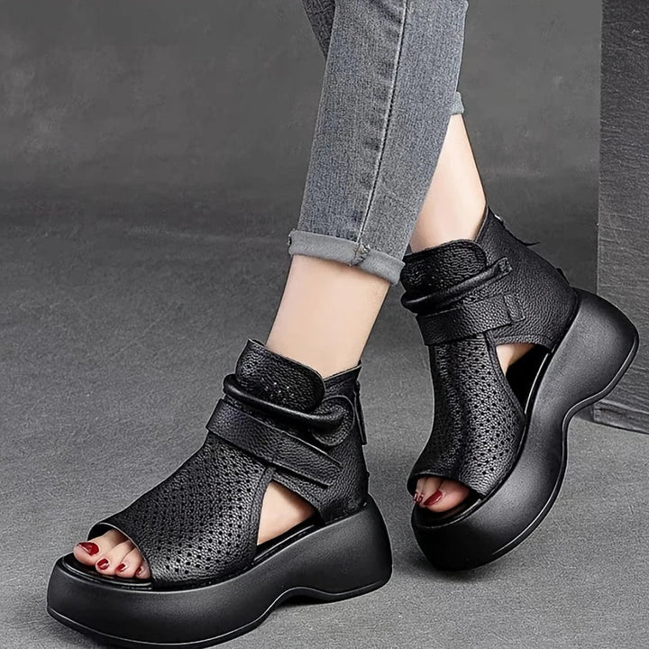 Monica Secrets | Platform Sandal