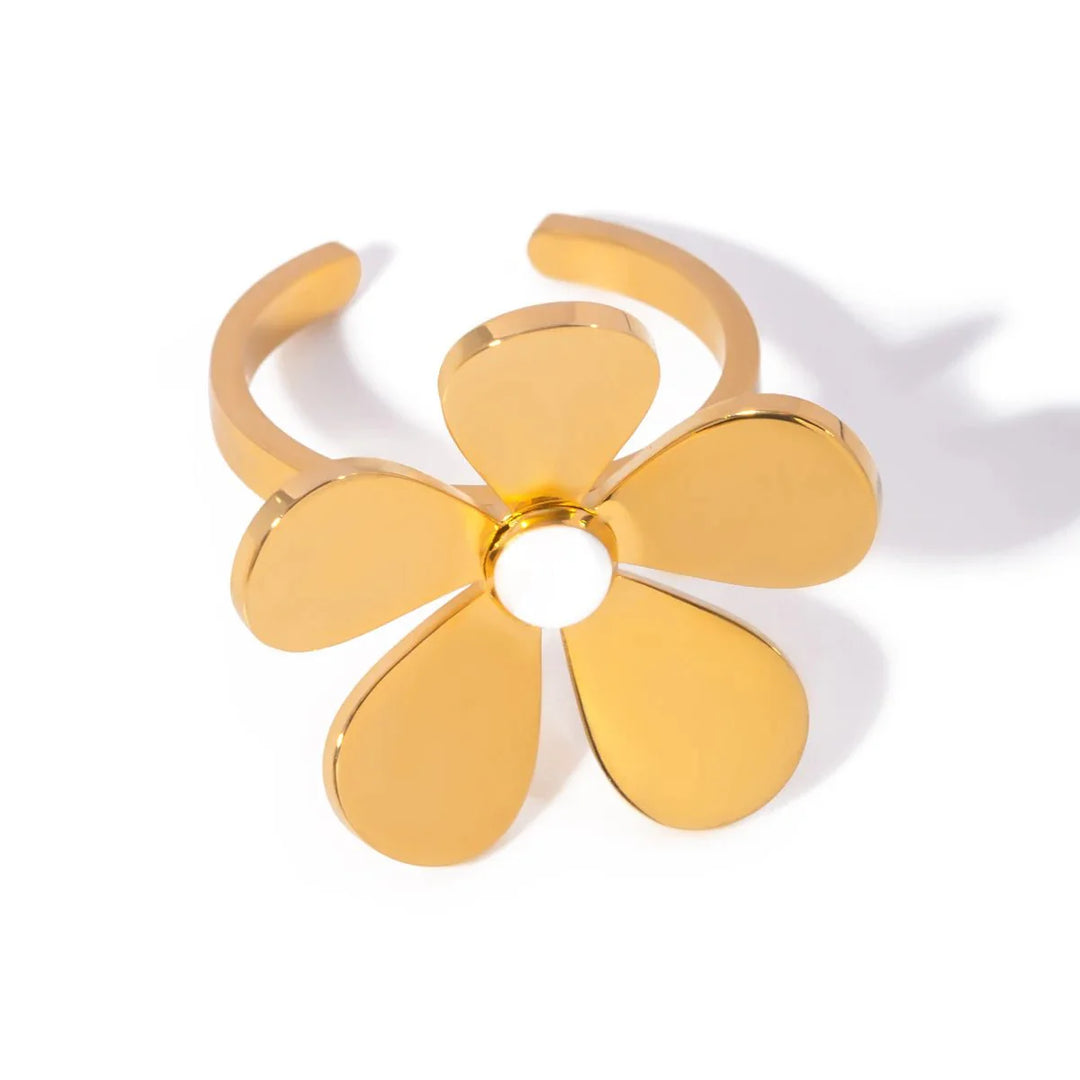 18k Dainty Daisy Floral Ring