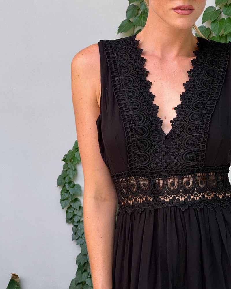 Isolde | V-Neck Lace Dress