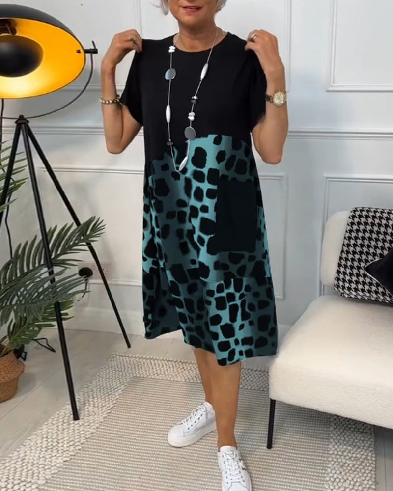 Monica Secrets | Stylish Short Sleeve Leopard Print Midi Dress