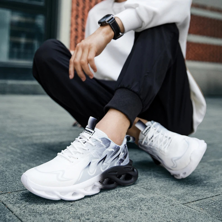 Monica Secrets | Performance Sneaker