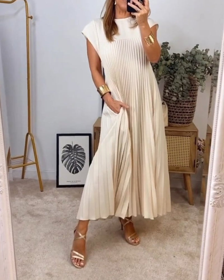 Elowen | Pleated Maxi Dress