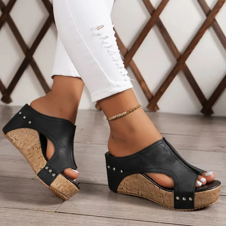 Monica Secrets | Elegant Buckle Wedge Sandals
