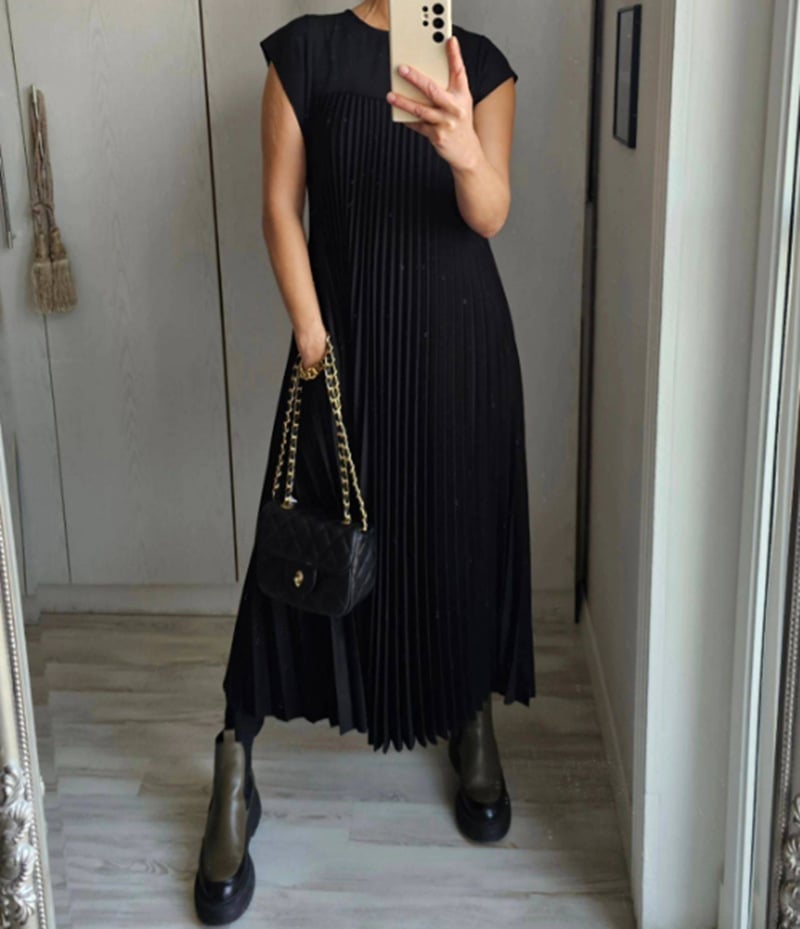 Mireille | Pleated Maxi Dress