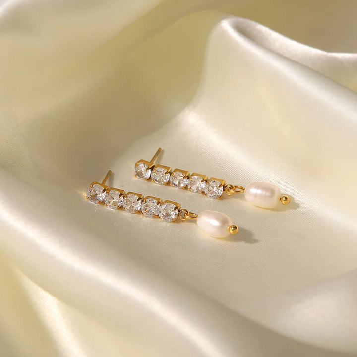 18k Dainty Diamond Tassel Pearl Dangle Earrings