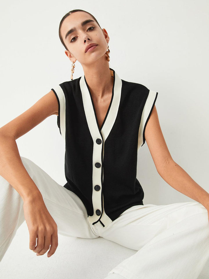 Monica Secrets | Contrast Trim Sweater Vest