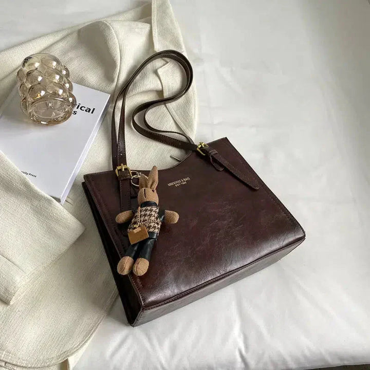 Monica Secrets | Elegant Shoulder Tote