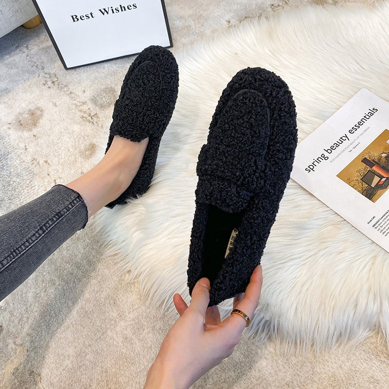 Monica Secrets | Cozy Sherpa Loafers
