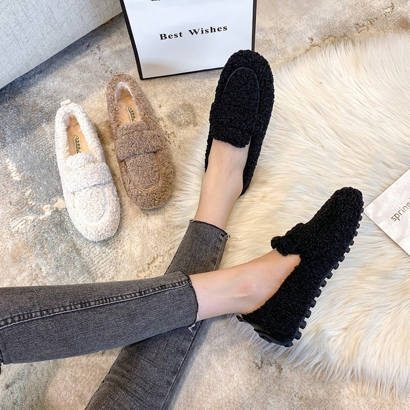 Monica Secrets | Cozy Sherpa Loafers