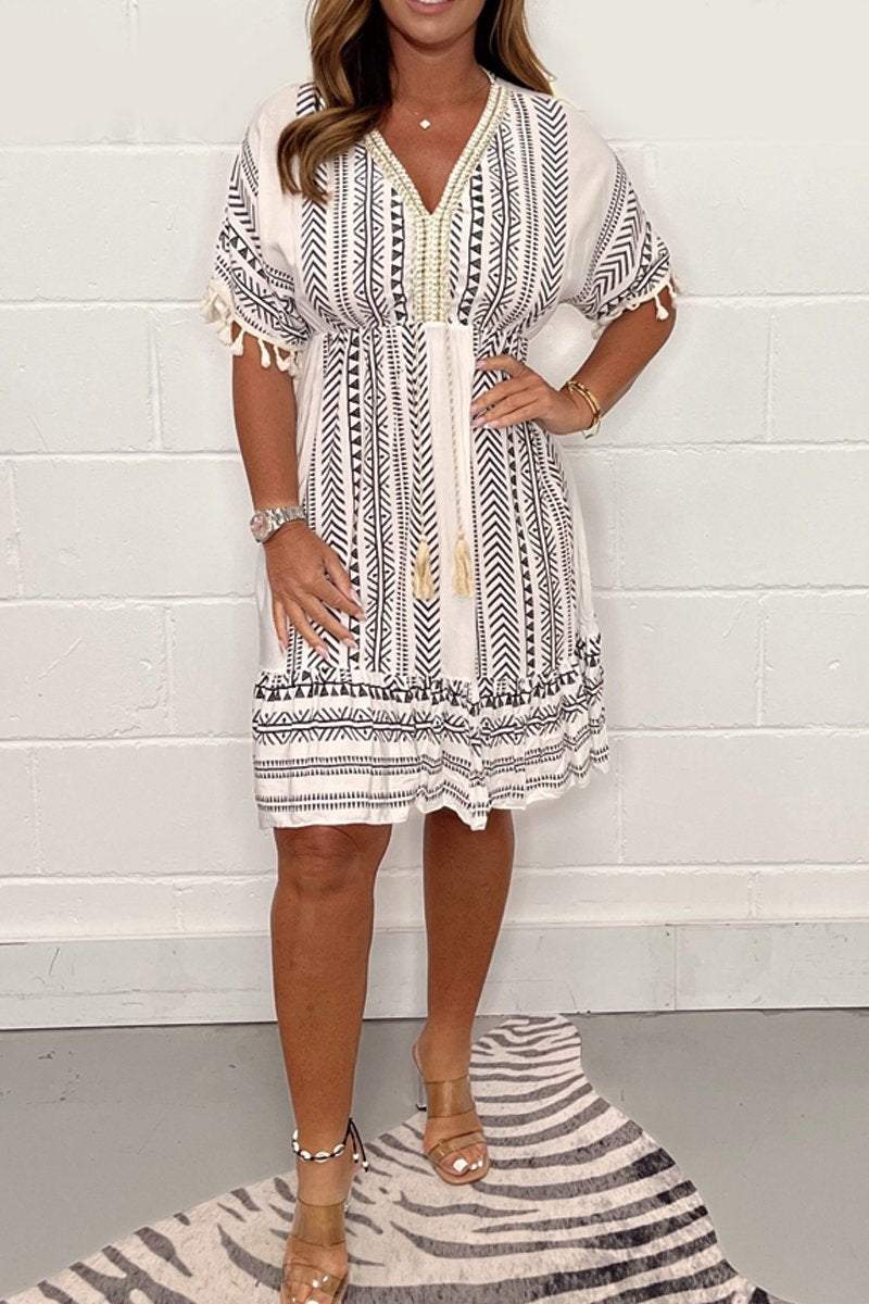 Monica Secrets | Casual V-Neck Dress