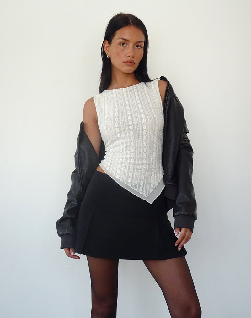 Monica Secrets | Elegant Sleeveless Lace Top With Asymmetrical Hem