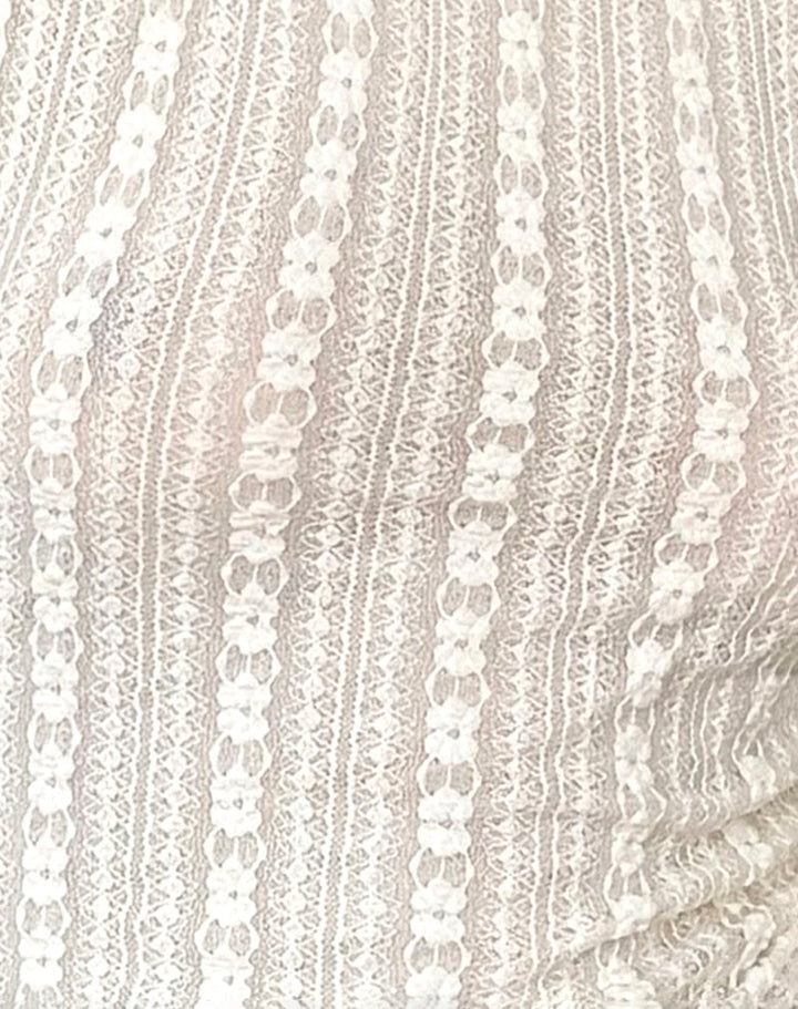 Monica Secrets | Elegant Sleeveless Lace Top With Asymmetrical Hem