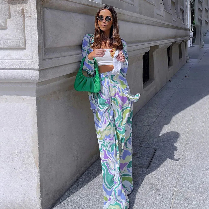 Monica Secrets | Bold Swirl Print Set