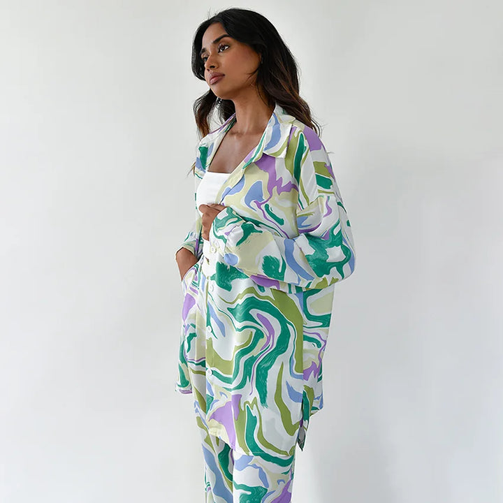 Monica Secrets | Bold Swirl Print Set