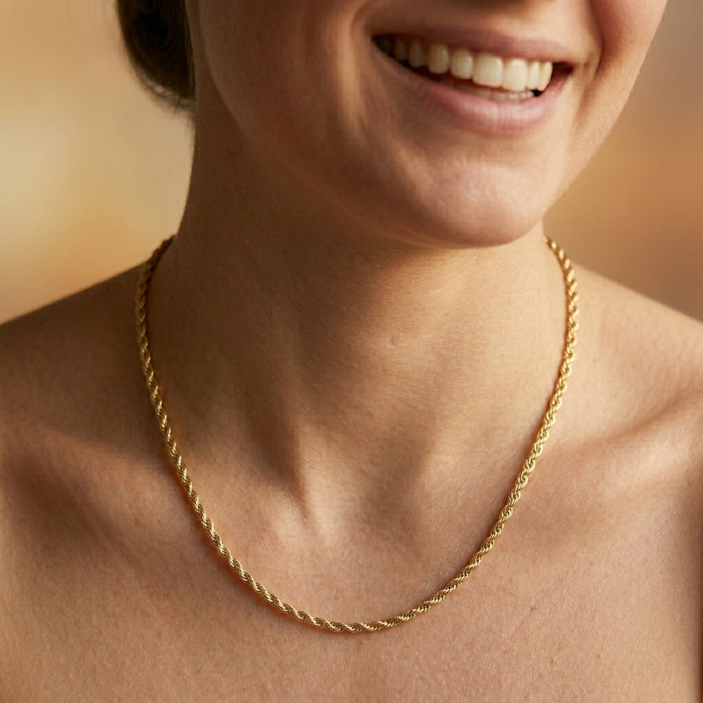 Monica Secrets Classics Rope Necklace