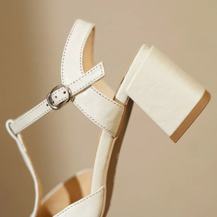 Monica Secrets | Leather Sandals