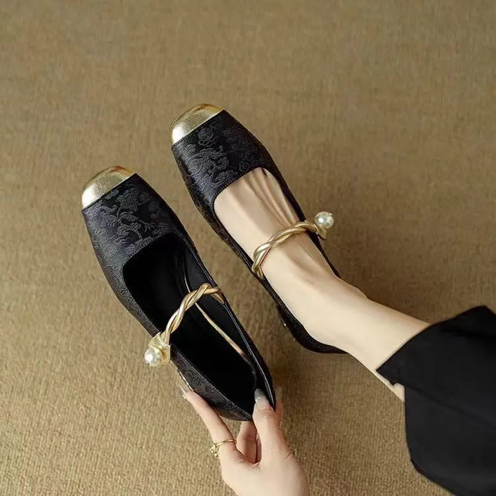 Cleo | Pearl Pumps
