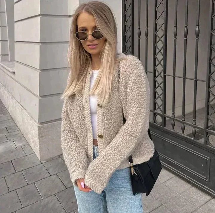 Evelyn | Teddy-style Shirt