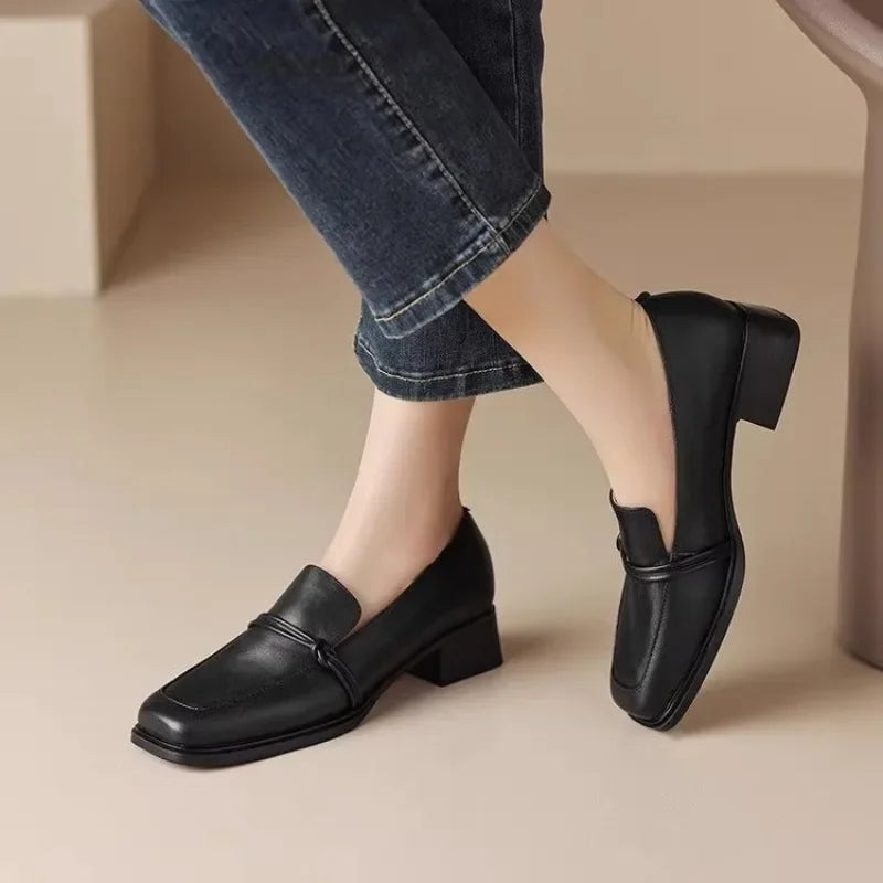 The Elara Pumps