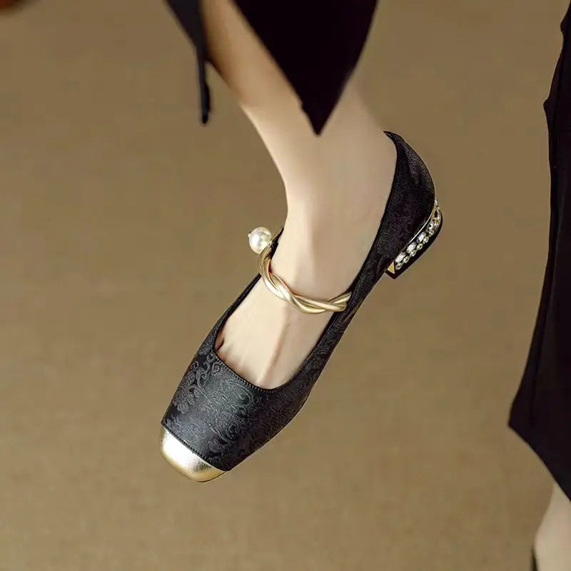 Cleo | Pearl Pumps