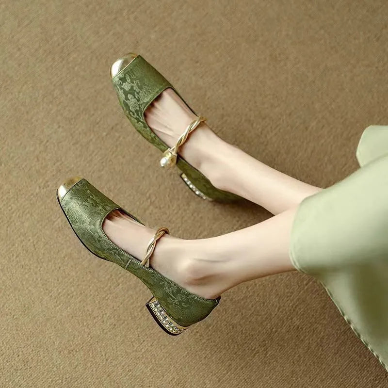 Cleo | Pearl Pumps