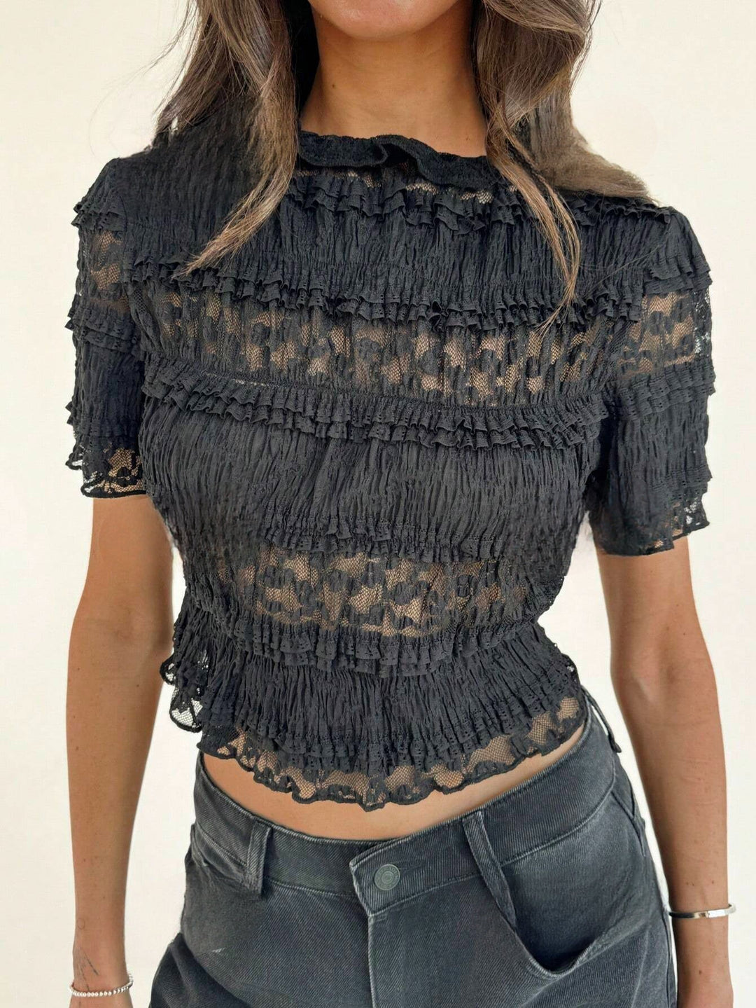 AmyVictoria | Lace Crop Top – Elegant