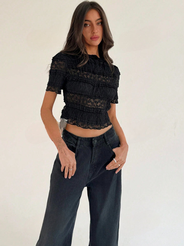 AmyVictoria | Lace Crop Top – Elegant