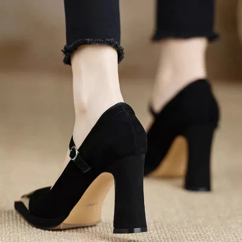 Monica Secrets | Elegant Pumps
