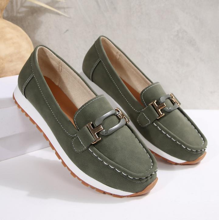 Monica Secrets | Luxury Chain Loafers