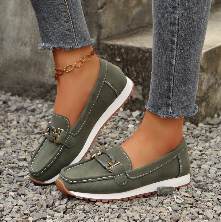 Monica Secrets | Luxury Chain Loafers