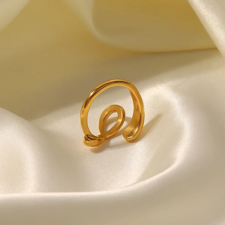 18k Curved Elegance Ring