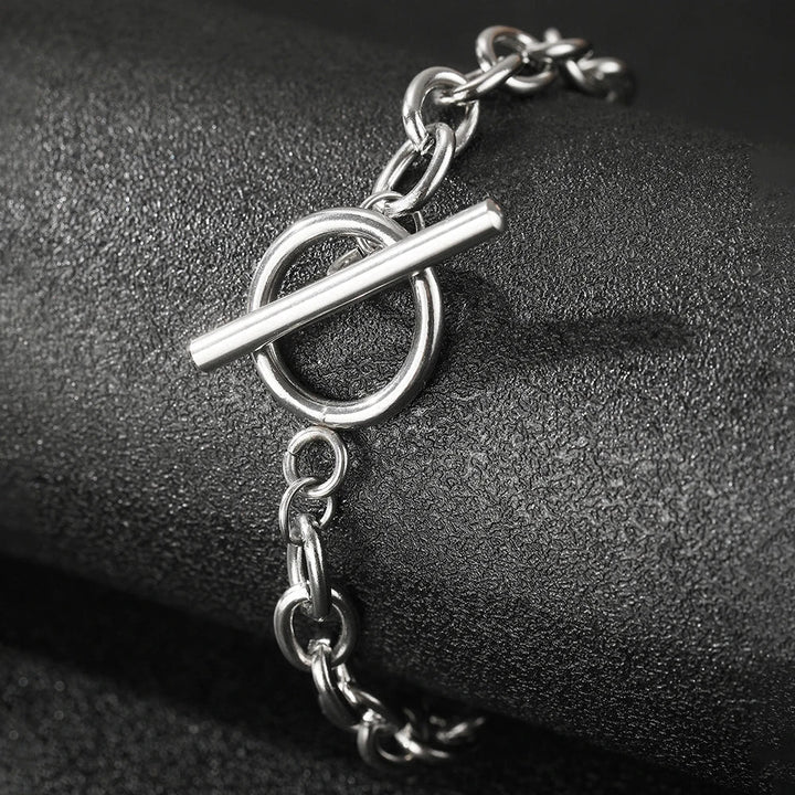 Classy Paperclip Circle Bar Clasp Bracelet
