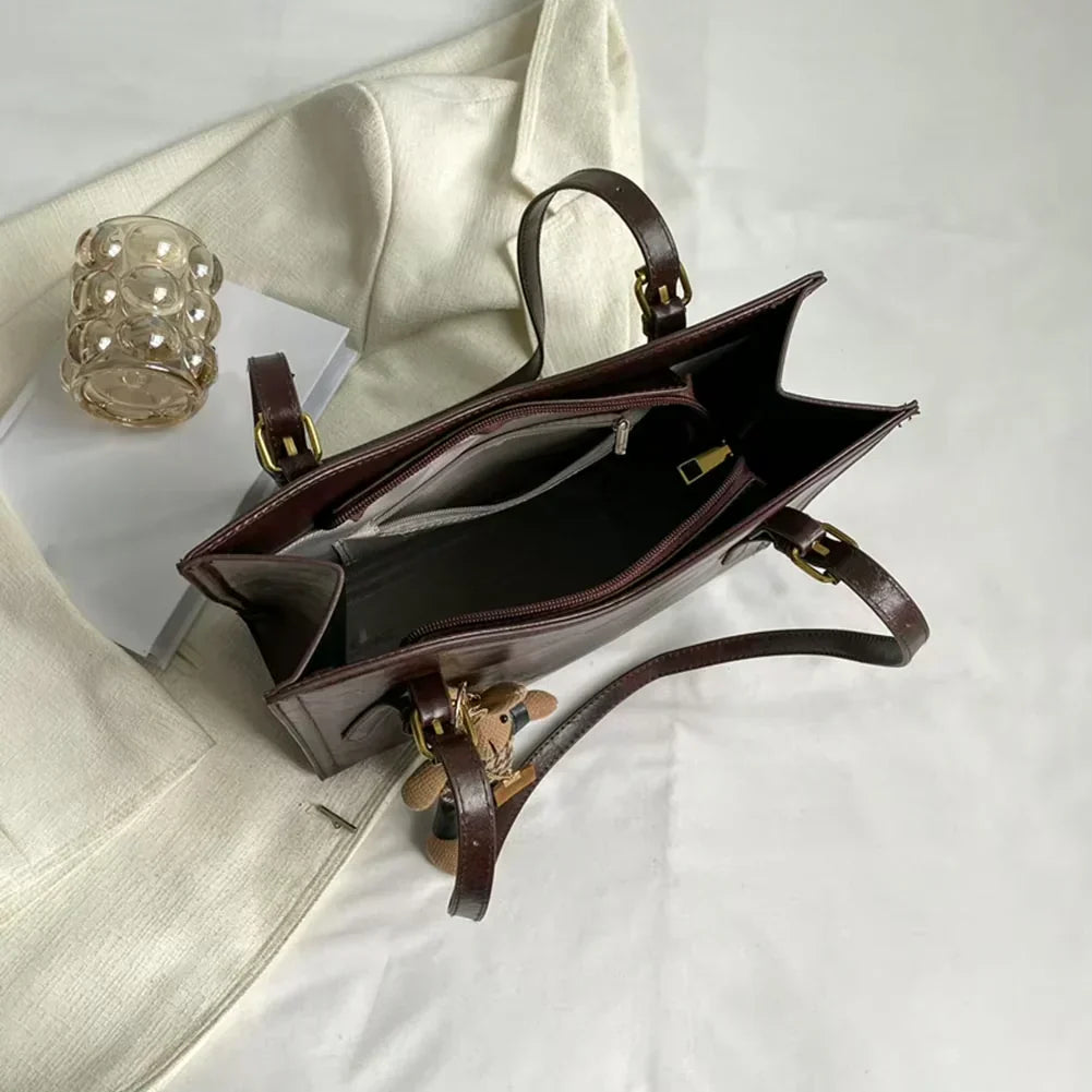 Monica Secrets | Elegant Shoulder Tote