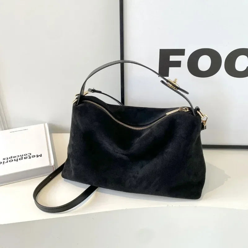 Aveline | Minimalist Shoulder Bag