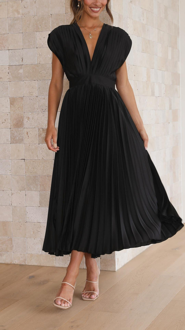 Monica Secrets | Elegant Pleated Dress