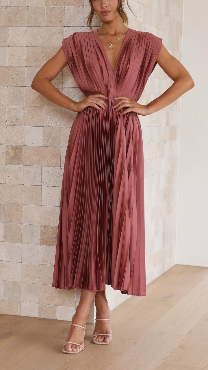 Monica Secrets | Pleated Maxi Dress