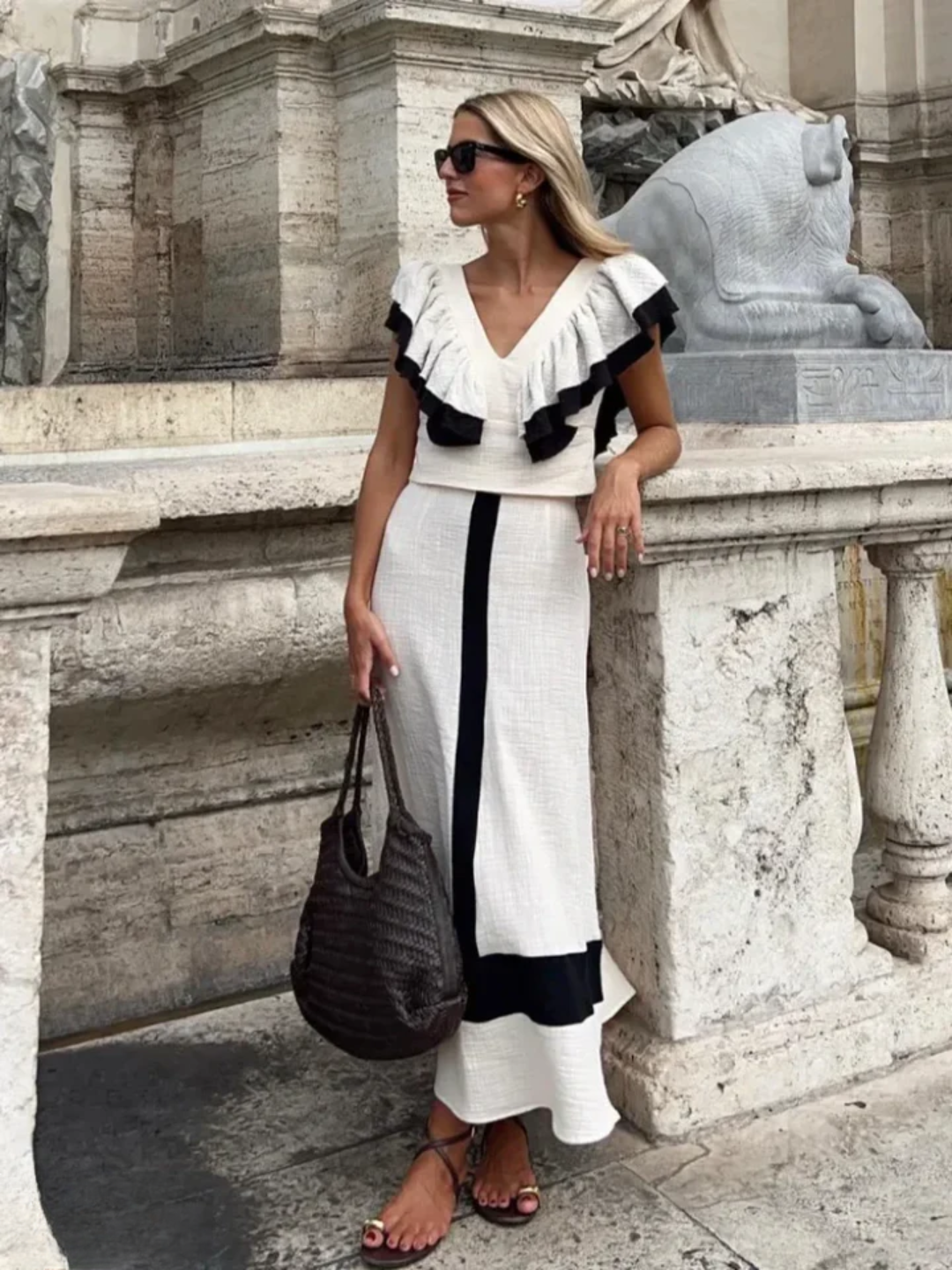 Monica Secrets | Elegant Two-Piece Set