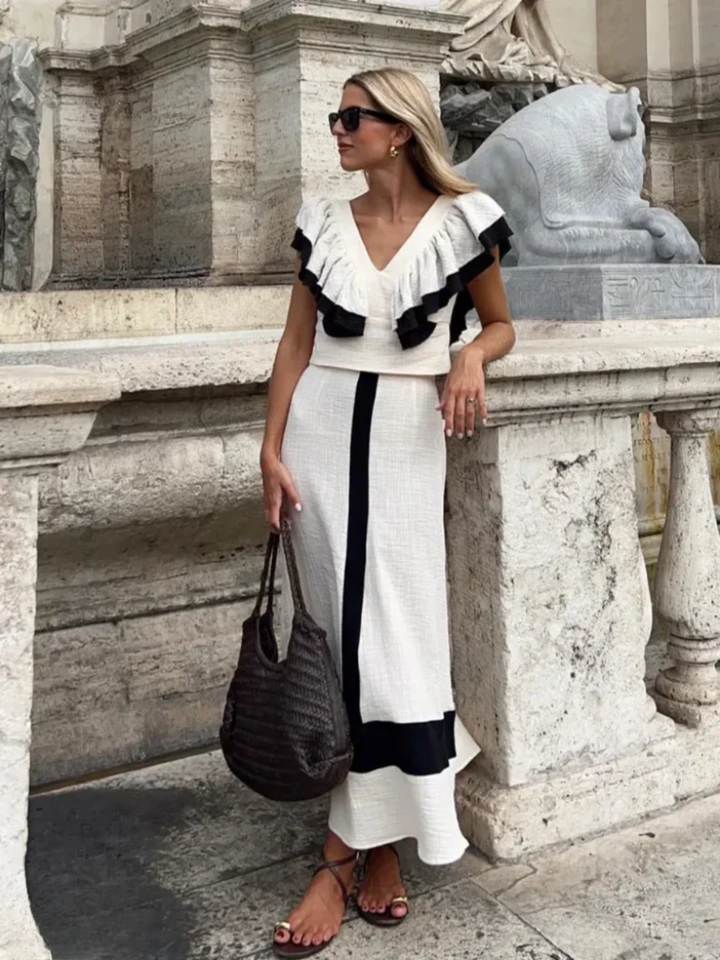 Monica Secrets | Elegant Two-Piece Set