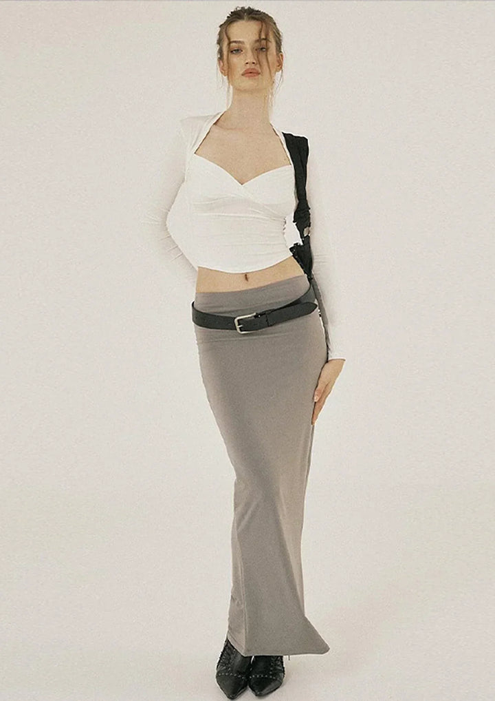 AmyVictoria | Women's Cropped Top – Long Sleeves – Wrap Design – Sweetheart Neckline – Slim Fit