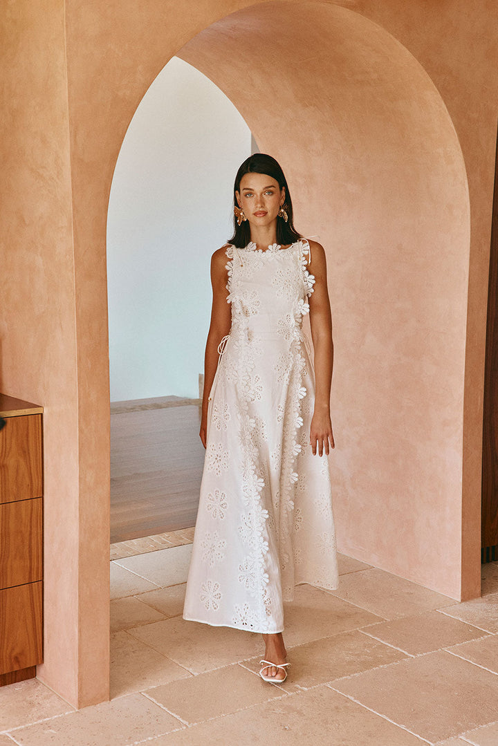 Monica Secrets | Floral Embroidered Maxi Dress