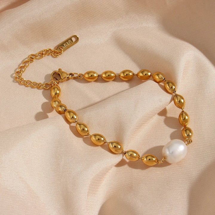 Beaded Gold Dainty Pearl Bracelet and Necklace