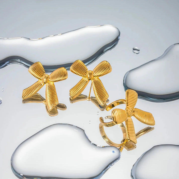 Dainty Striped Bow Elegant Ring and Earrings