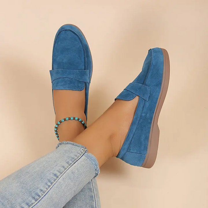 Monica Secrets | Suede Loafer