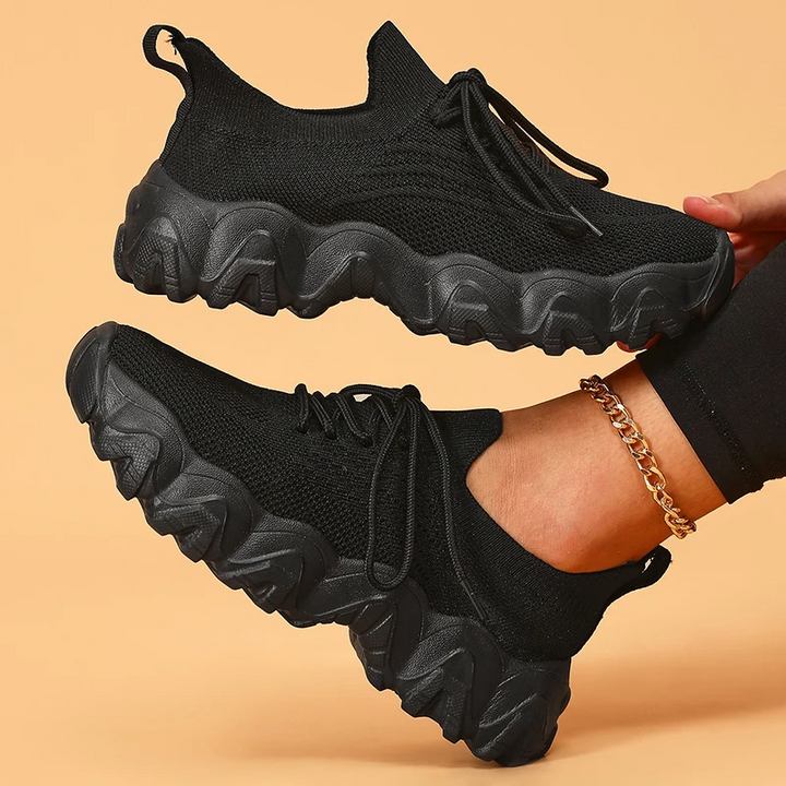 Monica Secrets | Performance Sneaker