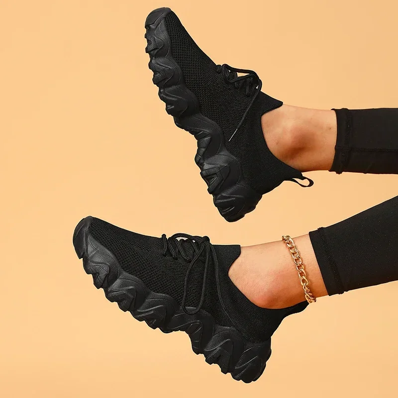 Monica Secrets | Performance Sneaker